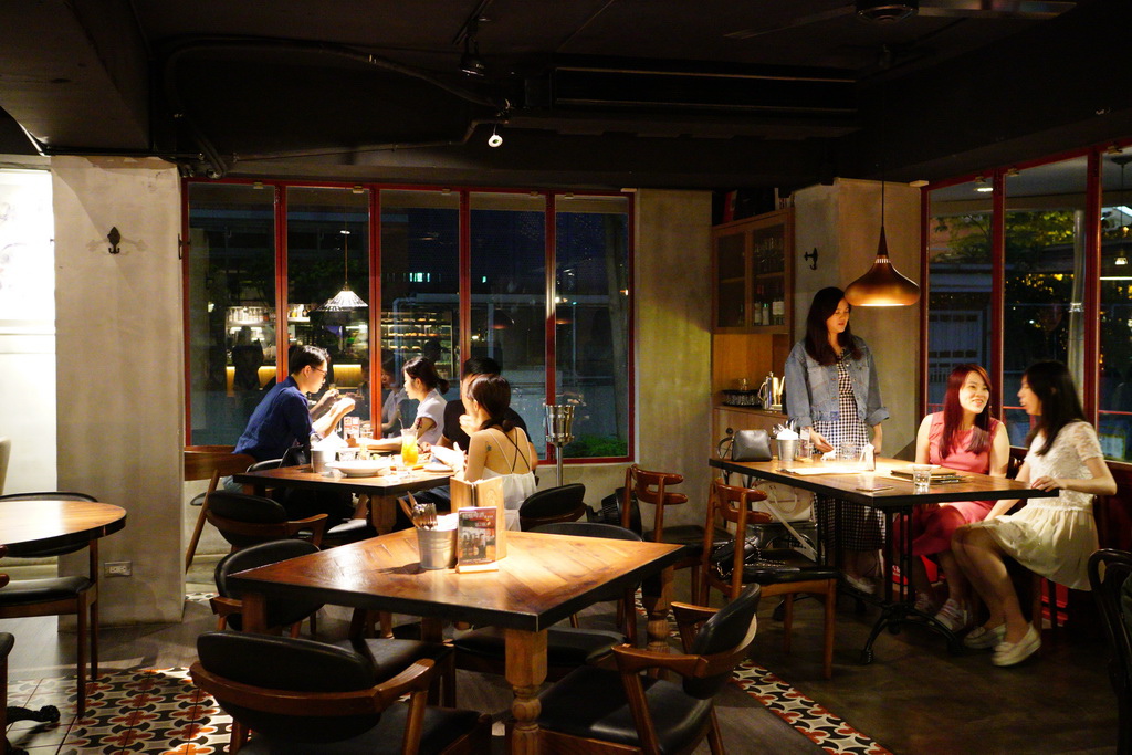 台北東區推薦 好米亞義法餐酒館 適生日聚餐 公司聚會 義大利麵